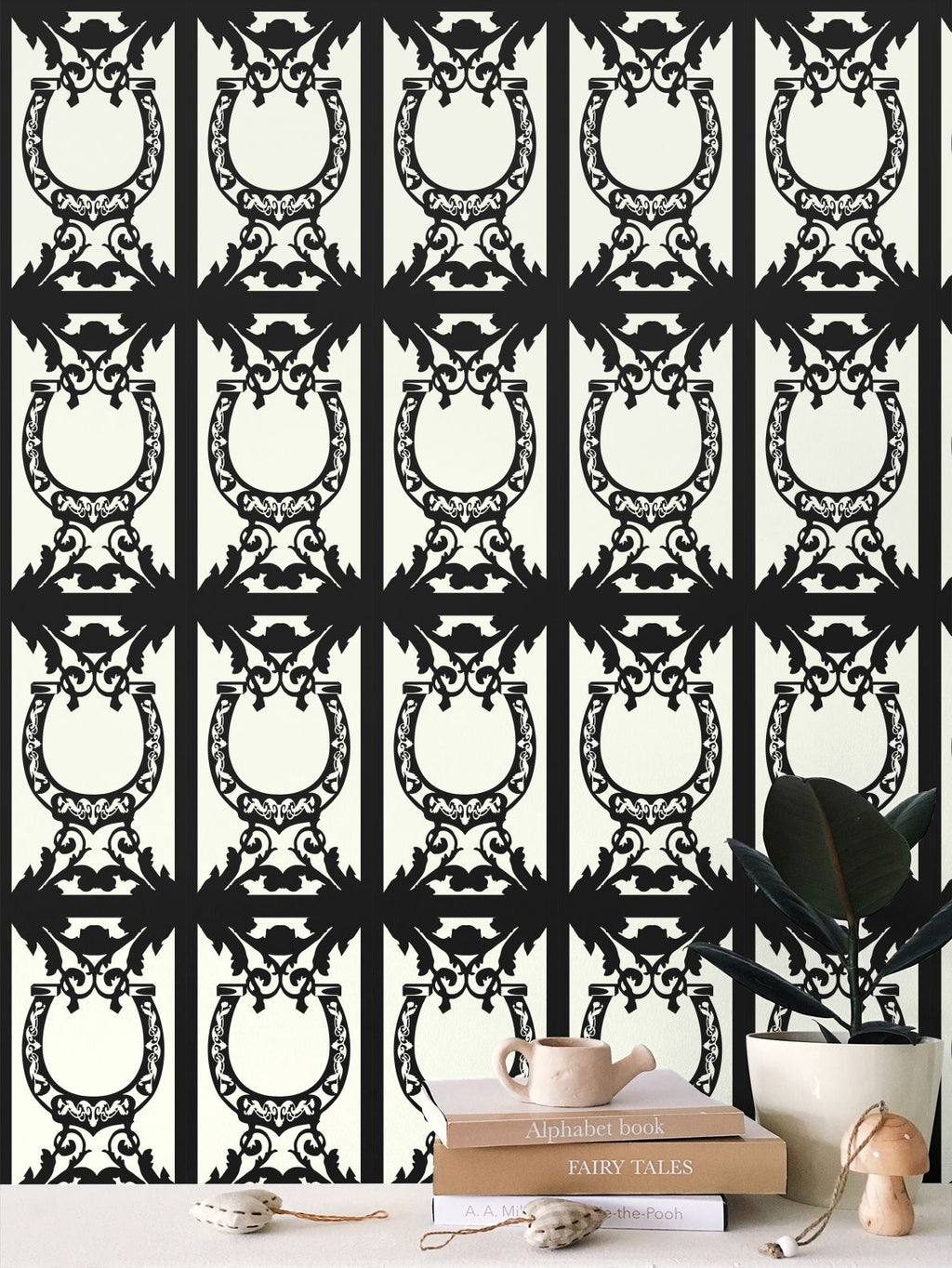 Ivory Elegant Horse Shoe Wallpaper